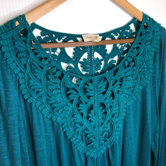 Anthropologie Tops - Anthropologie Meadow Rue Teal Crochet Boho Shirt